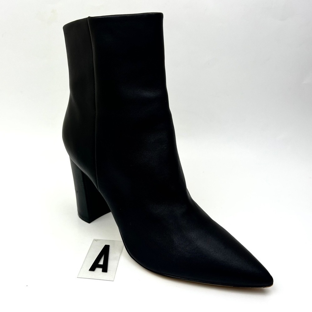 MARC FISHER Jarli Bootie sz 9